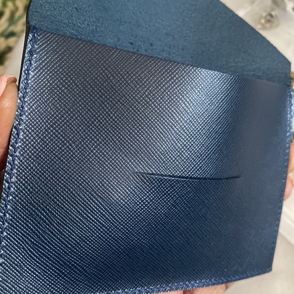 Authentic Louis Vuitton acrylic mini trunk. In pristine vintage condition. - Picture 7 of 7